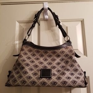 Dooney & Bourke👜👛
